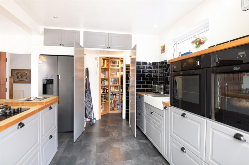 Images for Wollaston Road, Irchester, NN29