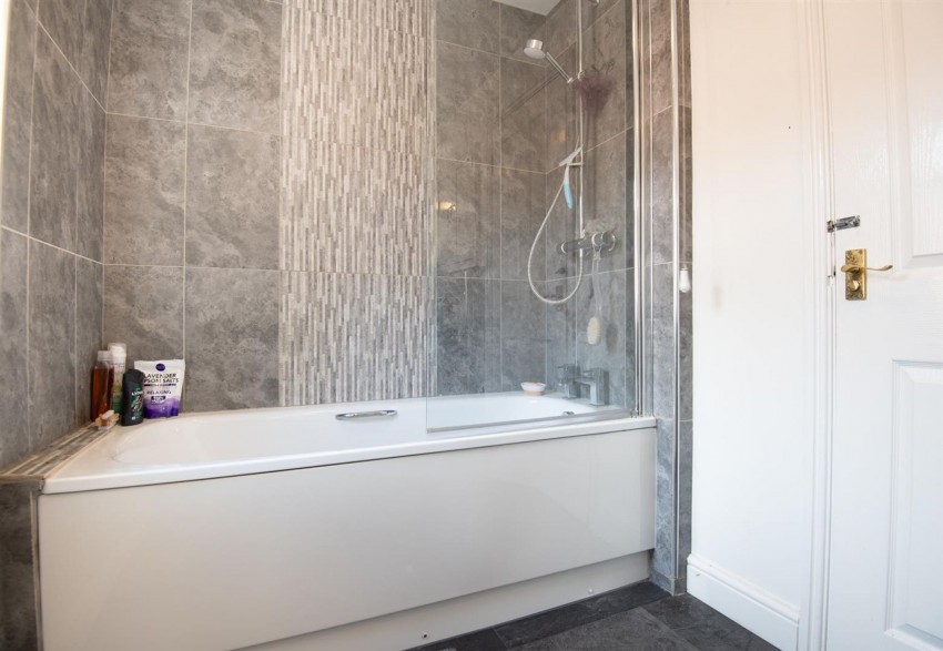 Images for Wollaston Road, Irchester, NN29