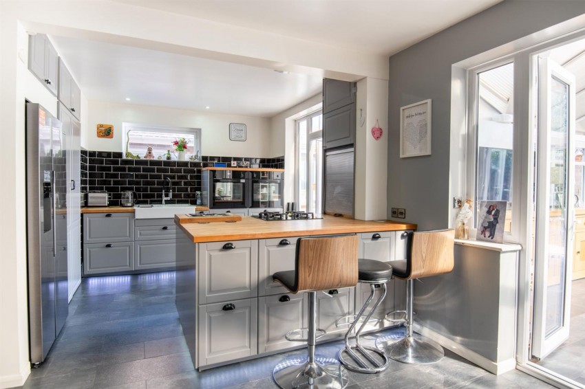 Images for Wollaston Road, Irchester, NN29