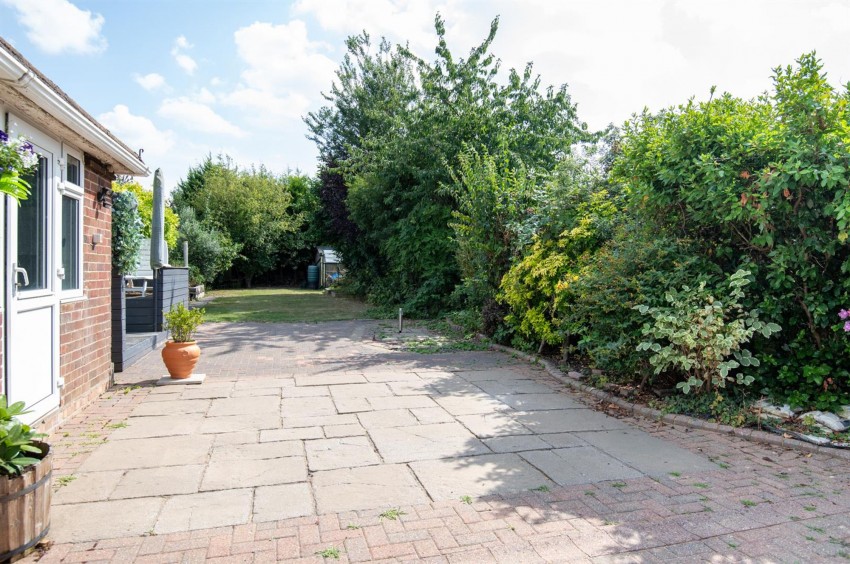 Images for Wollaston Road, Irchester, NN29