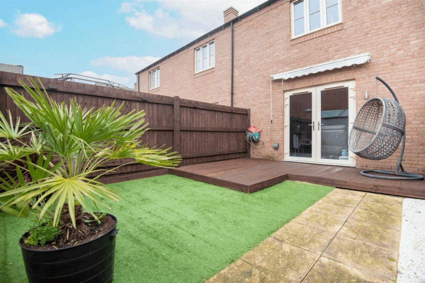 Images for Holdenby Lane, Earls Barton, NN6