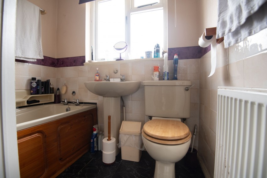 Images for Milner Road, Finedon, NN9
