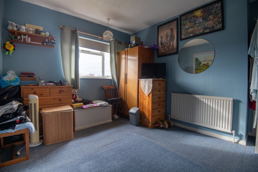 Images for Milner Road, Finedon, NN9